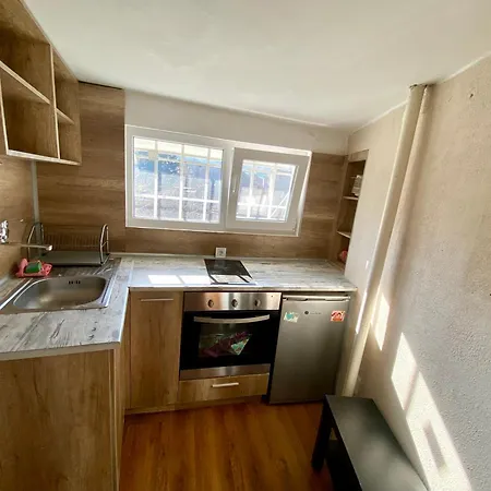 公寓 Small Bijou On The Rooftop