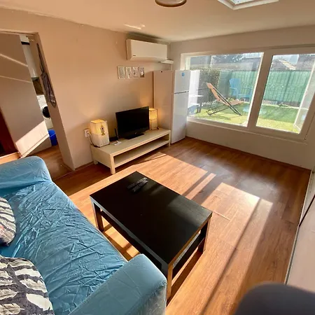 Small Bijou On The Rooftop